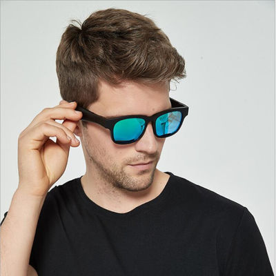 Anti lunettes de soleil sans fil en nylon légères bleues de Bluetooth avec des écouteurs Bluetooth